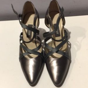 Vintage Bally Switzerland pewter leather pumps 7 M